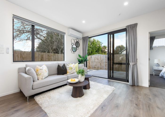  at 96B Botany Road, Botany Downs, Manukau City, Auckland