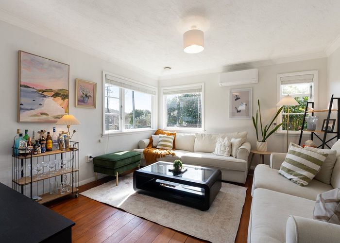  at 28 Coates Street, Tawa, Wellington