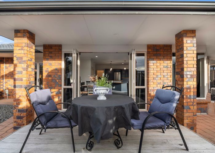  at 152 Gravatt Road, Papamoa Beach, Tauranga, Bay Of Plenty