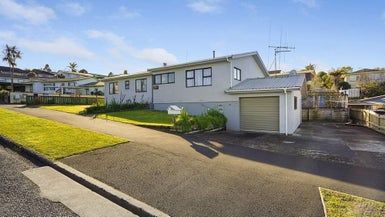  at 39 Dinsdale Road, Dinsdale, Hamilton