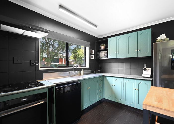  at 72A Sandwich Road, St Andrews, Hamilton