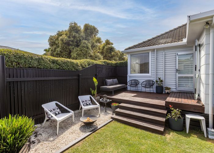  at 9 Hammond Road, Taradale, Napier, Hawke's Bay
