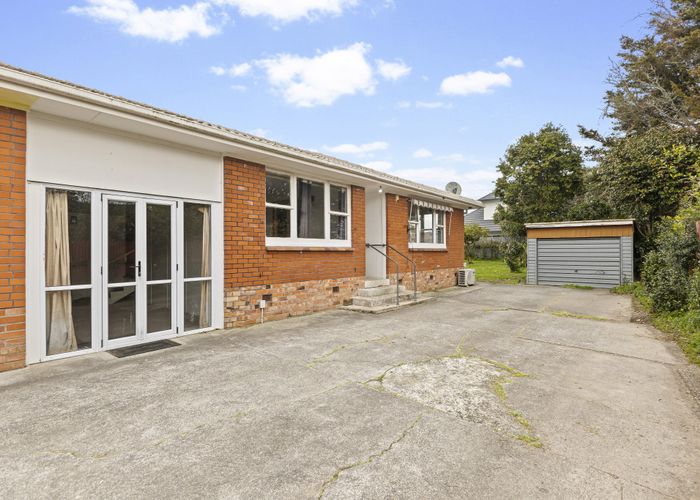  at 9 & 9A Omagh Avenue, Papatoetoe, Manukau City, Auckland