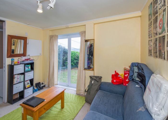  at 129 Maupuia Road, Maupuia, Wellington