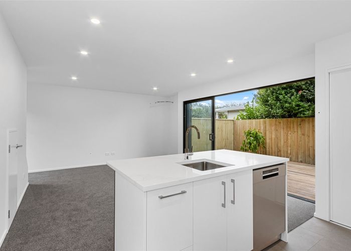  at 2/59 Thackeray Place, Waltham, Christchurch
