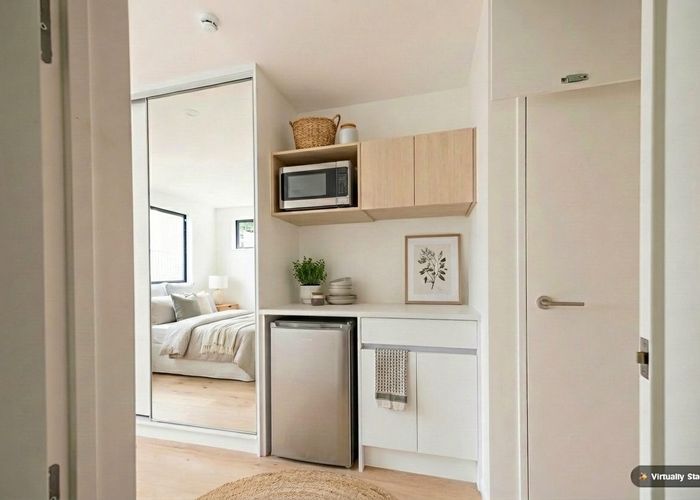  at Room 1/11/872 Mount Eden Rd, Three Kings, Auckland City, Auckland