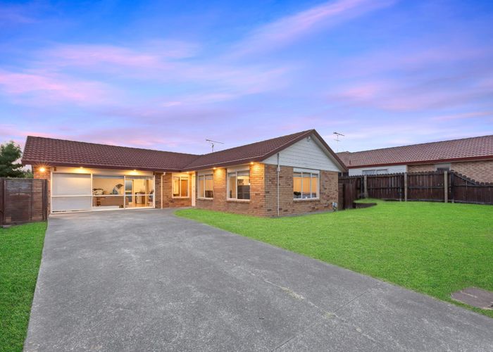  at 14 Davington Way, Burswood, Auckland