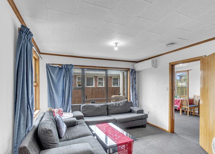  at 4 Oakdale Street, Avonhead, Christchurch City, Canterbury