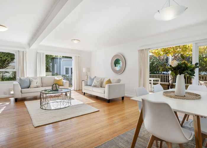  at 1/1A Scarboro Terrace, Murrays Bay, Auckland
