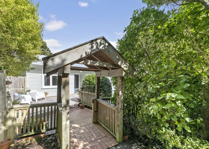  at 16 Kowhai Street, Eastbourne, Lower Hutt