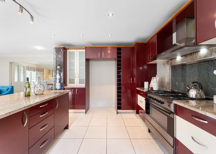  at 7 Malin Place, Pinehill, Auckland