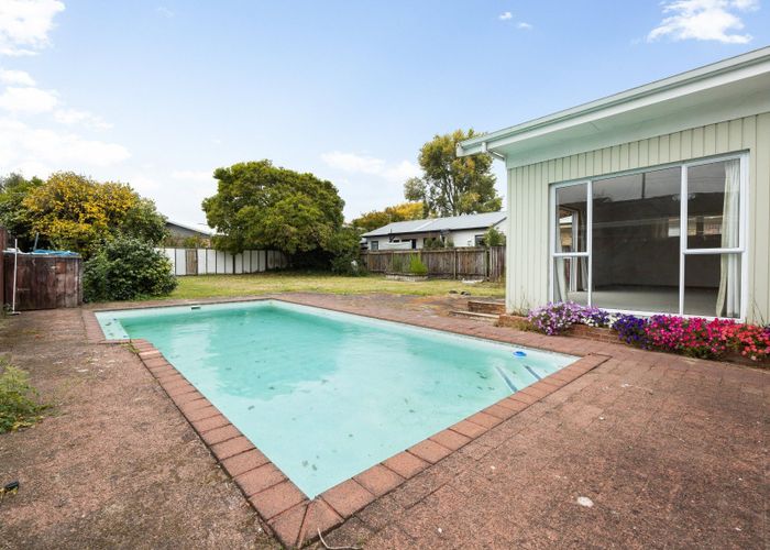  at 948 River Road, Queenwood, Hamilton