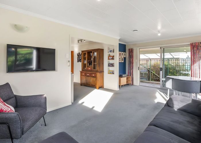  at 42 Dovecote Avenue, Corstorphine, Dunedin, Otago