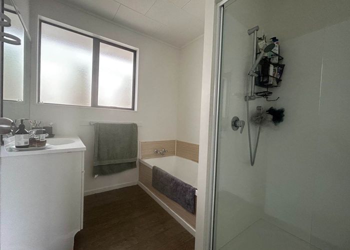  at 116a Awaruku Road, Torbay, North Shore City, Auckland