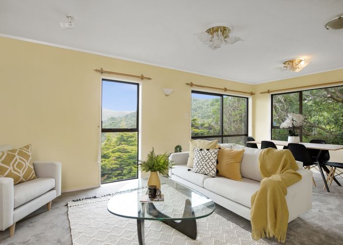  at 4 Penlington Place, Karori, Wellington