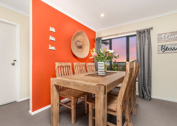 at 21 Whitbourne Heights, Manurewa, Auckland
