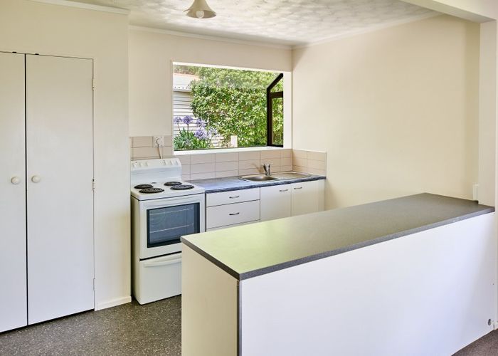  at 31 Omapere Street, Whitby, Porirua