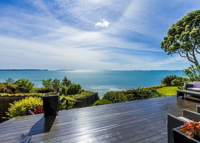  at 2 Cliff Road, Torbay, North Shore City, Auckland