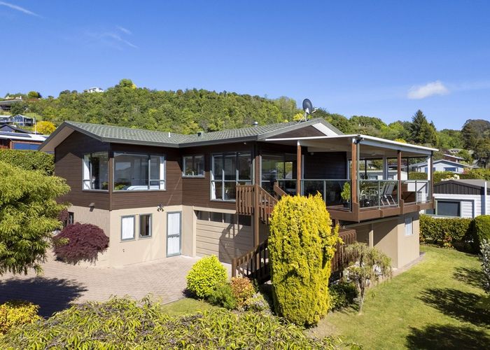  at 1 Scenic Heights, Acacia Bay, Taupo, Waikato