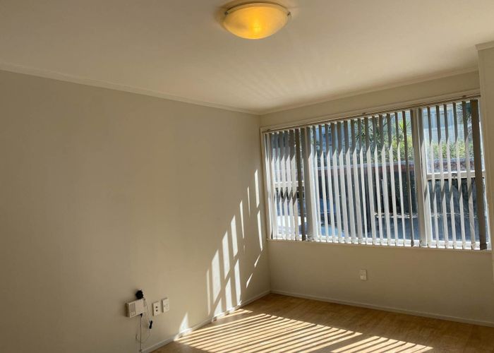  at 3/134 Edmonton Road, Te Atatu South, Auckland