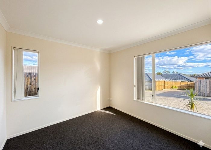  at 89 Glenveagh Park Drive, Weymouth, Manukau City, Auckland