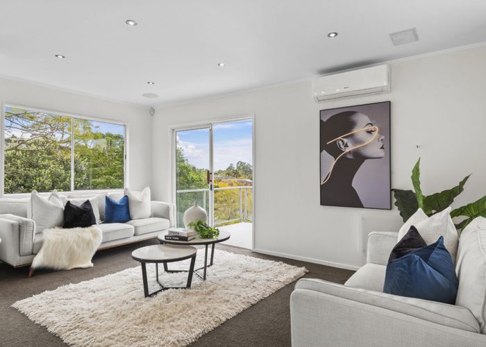  at 92 Stapleford Crescent, Browns Bay, Auckland