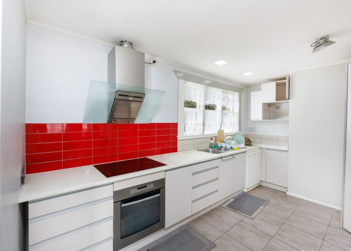 at 110 Limbrick Street, Terrace End, Palmerston North, Manawatu / Whanganui