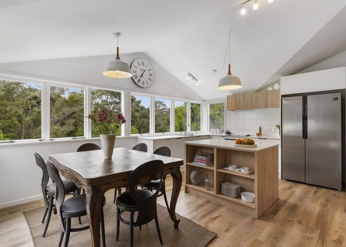  at 21 Vienna Place, Birkenhead, North Shore City, Auckland