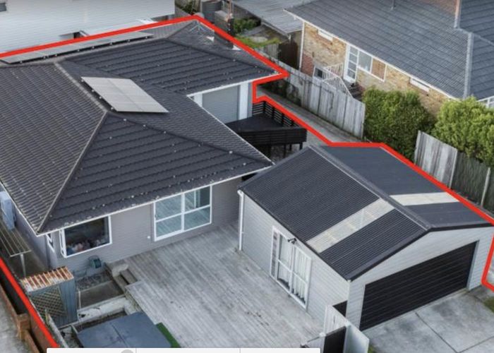  at 37A Bradbury Road, Botany Downs, Auckland