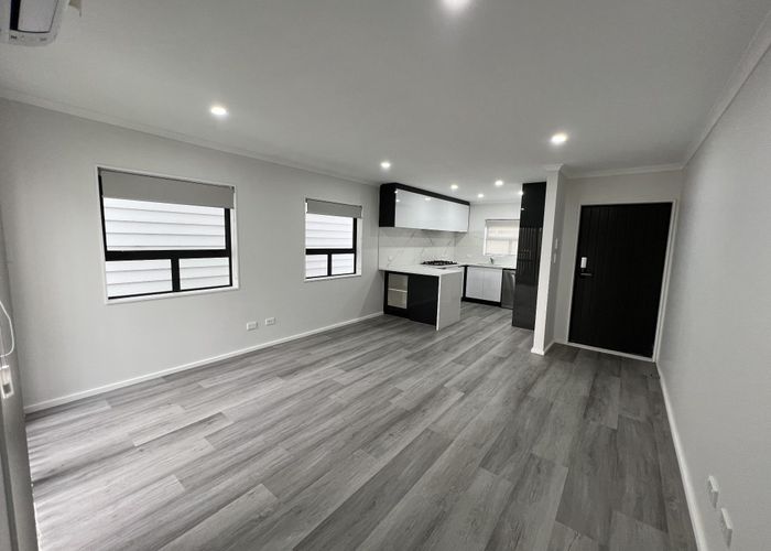  at 10D George Street, Mangere East, Auckland