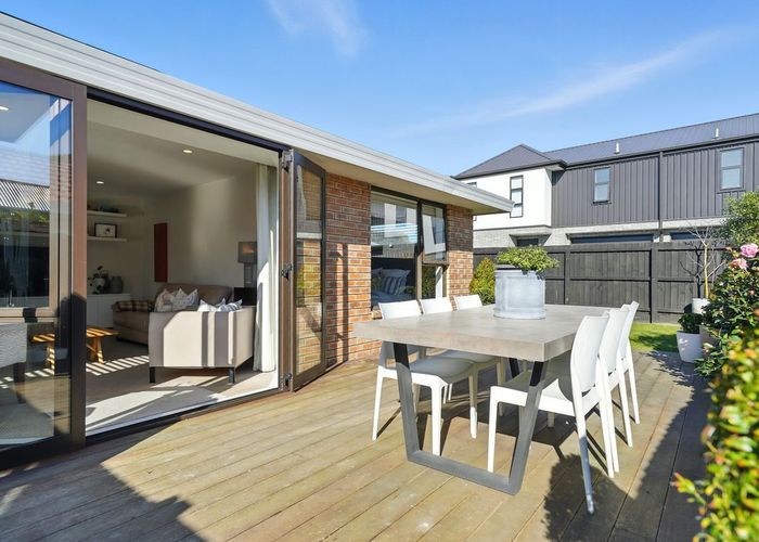  at 2/256 Innes Road, St. Albans, Christchurch City, Canterbury