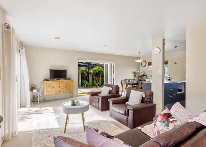  at 30 Langton Road, Stanmore Bay, Whangaparaoa