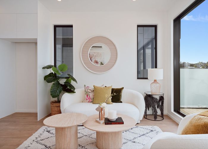  at 3/6 Shakespeare Road, Milford, North Shore City, Auckland