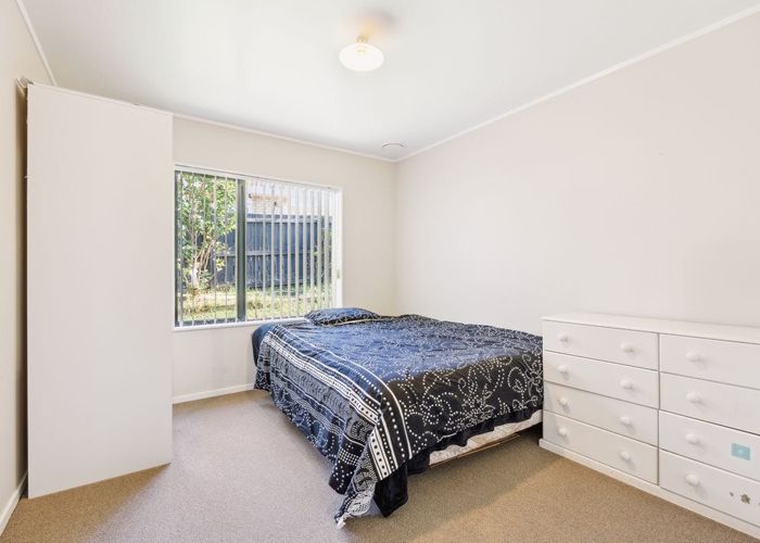  at 9 Eloise Place, Clendon Park, Manukau City, Auckland