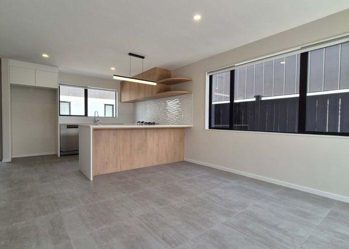 at 6/20 Treeway, Sunnyhills, Manukau City, Auckland