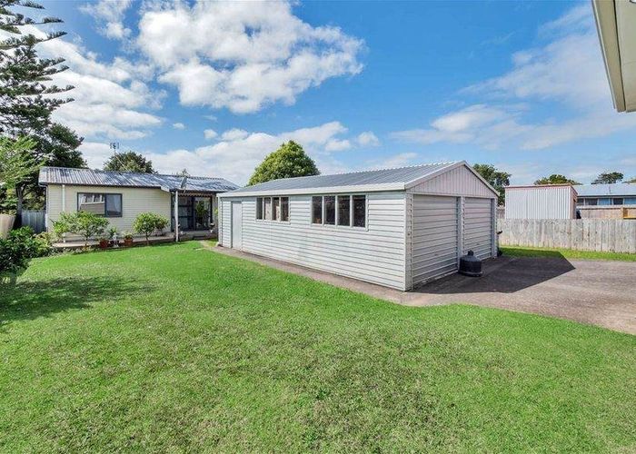  at 59 Kelman Road, Kelston, Auckland