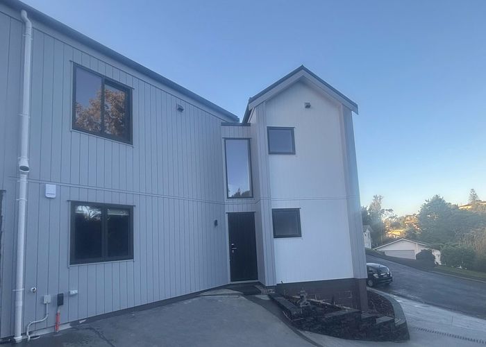  at 110 Canongate Street, Birkdale, North Shore City, Auckland