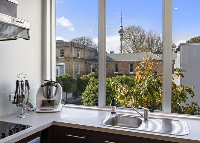  at 8 Telpher Street, Auckland Central, Auckland