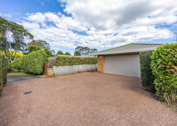  at 37 Princeton Parade, Albany, North Shore City, Auckland