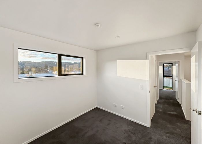  at 4/27A Wilford Street, Wallaceville, Upper Hutt, Wellington