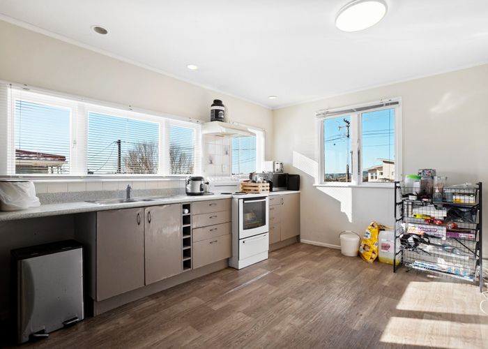  at 223 Sturges Road, Henderson, Waitakere City, Auckland