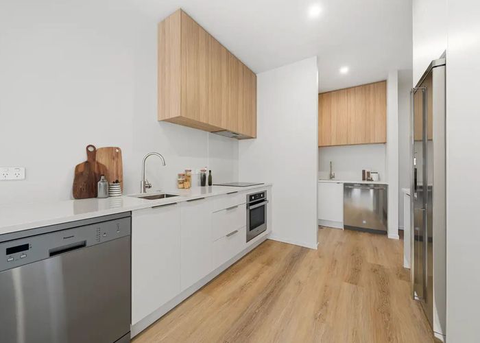  at 4/35 Rata Street, Naenae, Lower Hutt