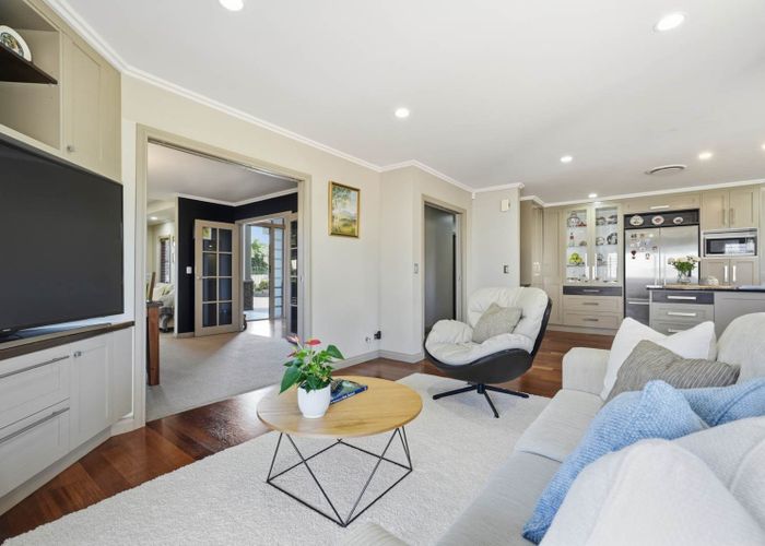  at 43 Bronwylian Drive, Flat Bush, Manukau City, Auckland