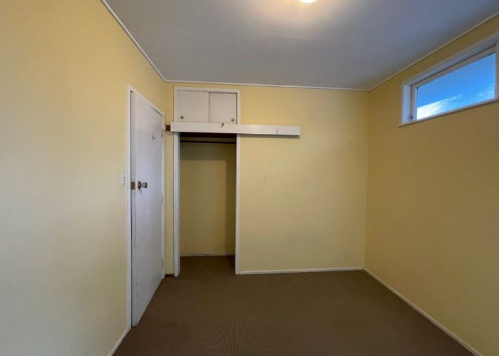  at 17 Ellice Road, Glenfield, North Shore City, Auckland