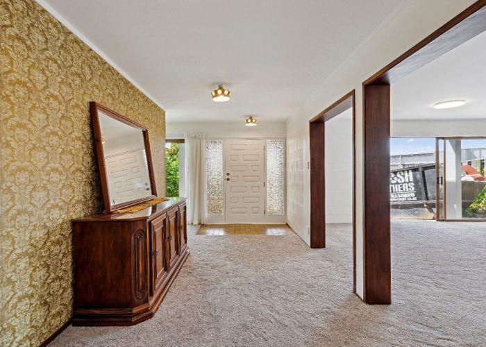  at 35 Parr Terrace, Castor Bay, North Shore City, Auckland