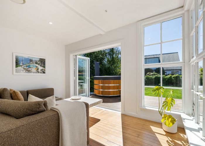  at 5 Aikmans Road, Merivale, Christchurch City, Canterbury