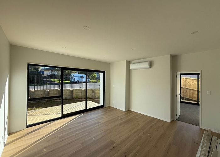  at 9 Tuakana Street, Point England, Auckland City, Auckland