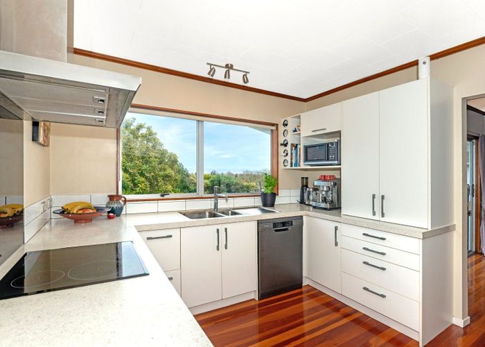  at 51 Seddon Crescent, Whataupoko, Gisborne
