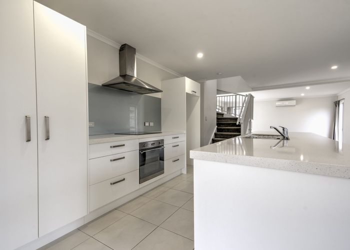  at 9 Ridgedale Crescent, Flagstaff, Hamilton, Waikato