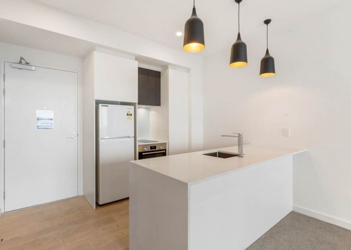 at 303/19 Rawene Road, Birkenhead, Auckland